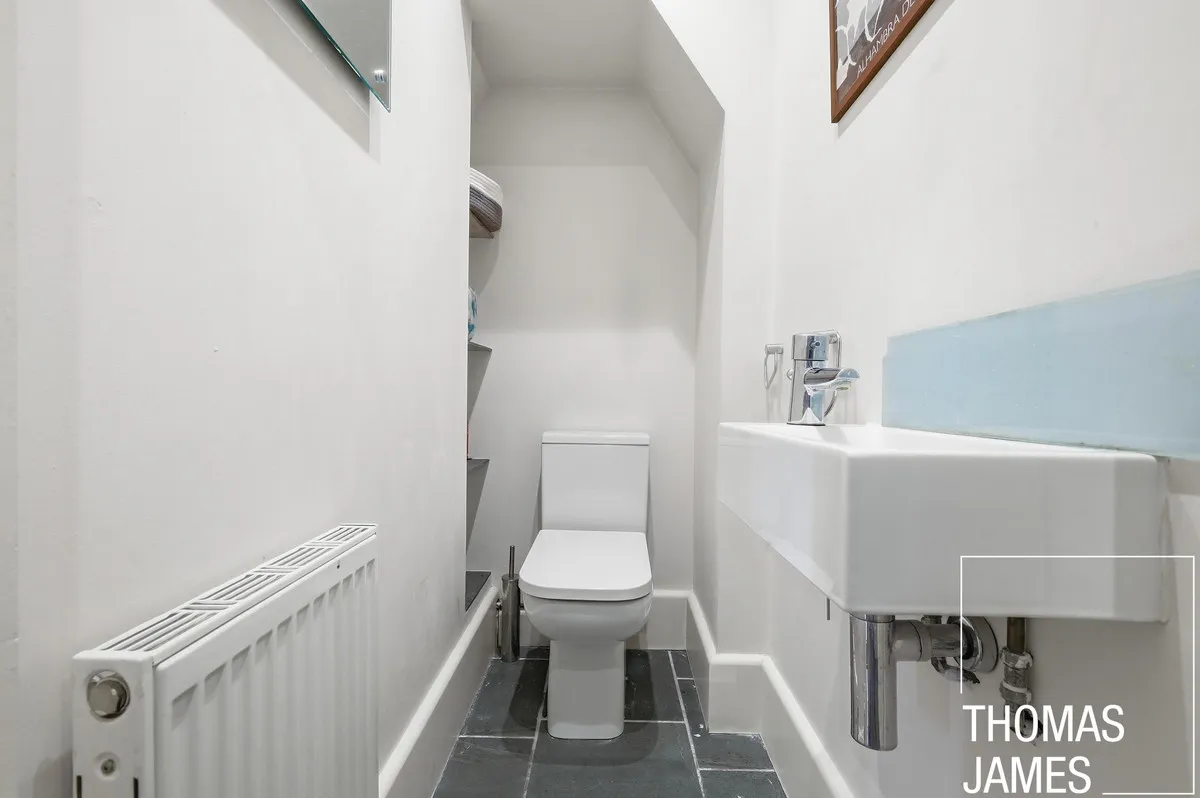 London, N13, photo 19