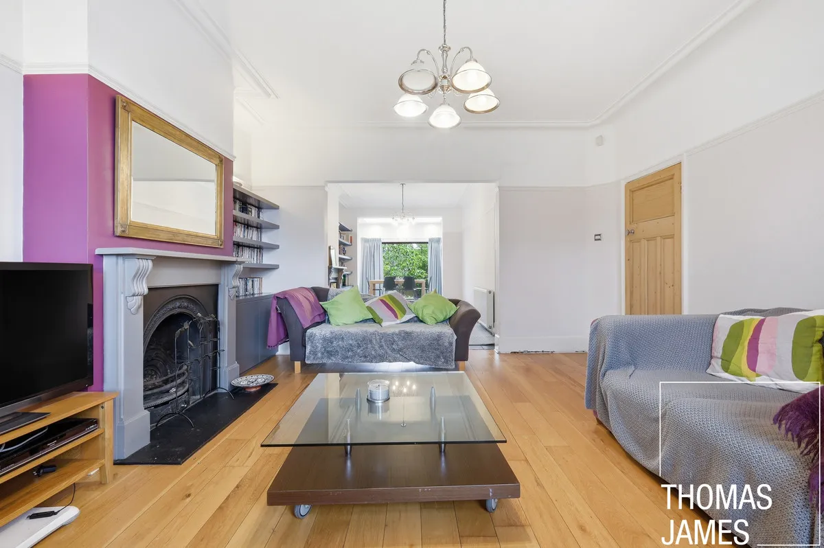 London, N13, photo 15