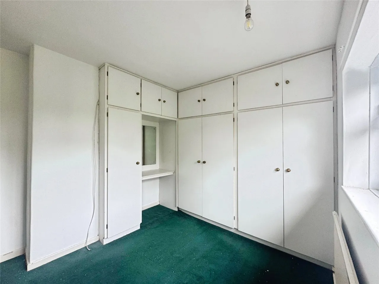 Queens Crescent, Upton, CH2, photo 13