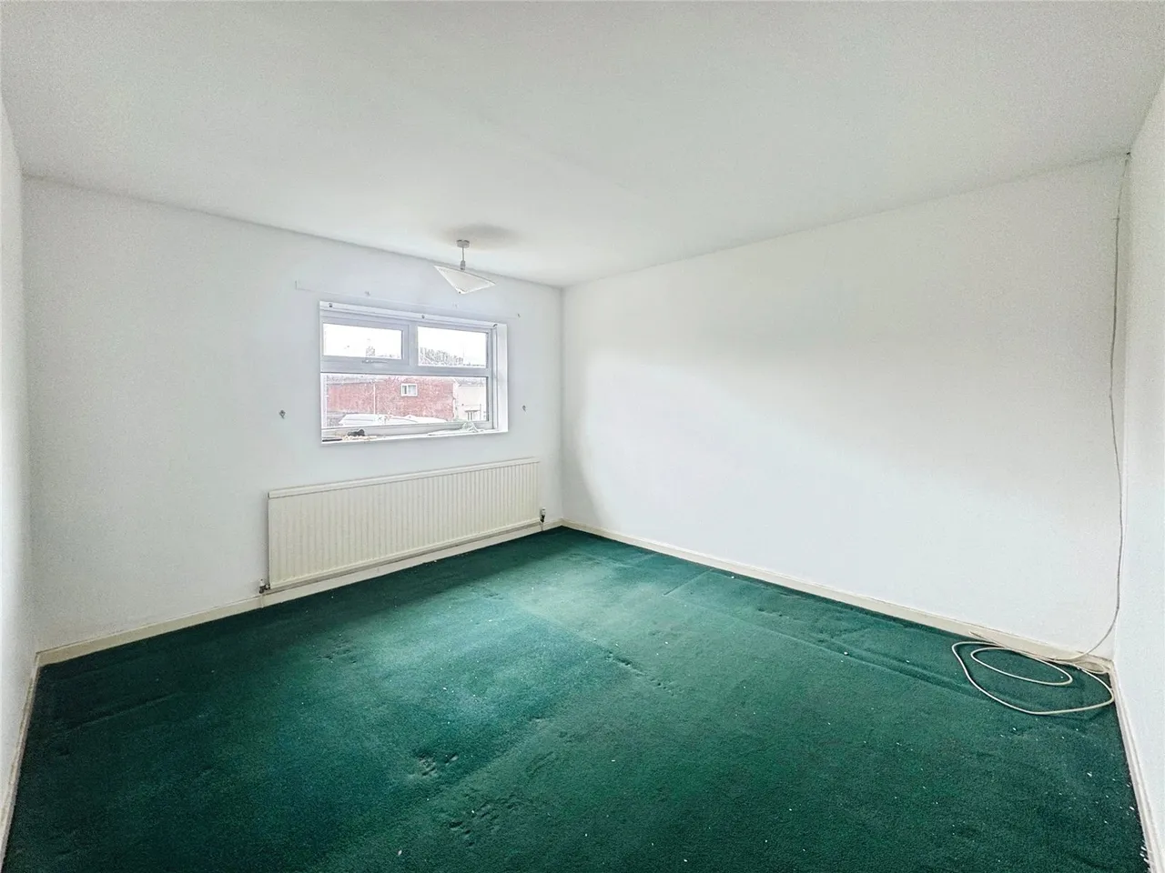 Queens Crescent, Upton, CH2, photo 12