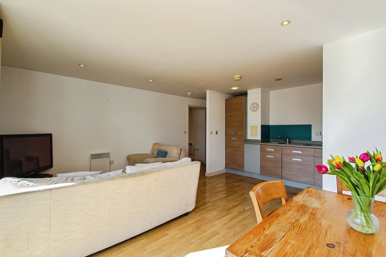 248 Tredegar Road, London, photo 4