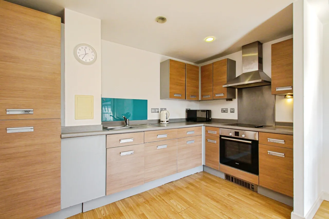 248 Tredegar Road, London, photo 3