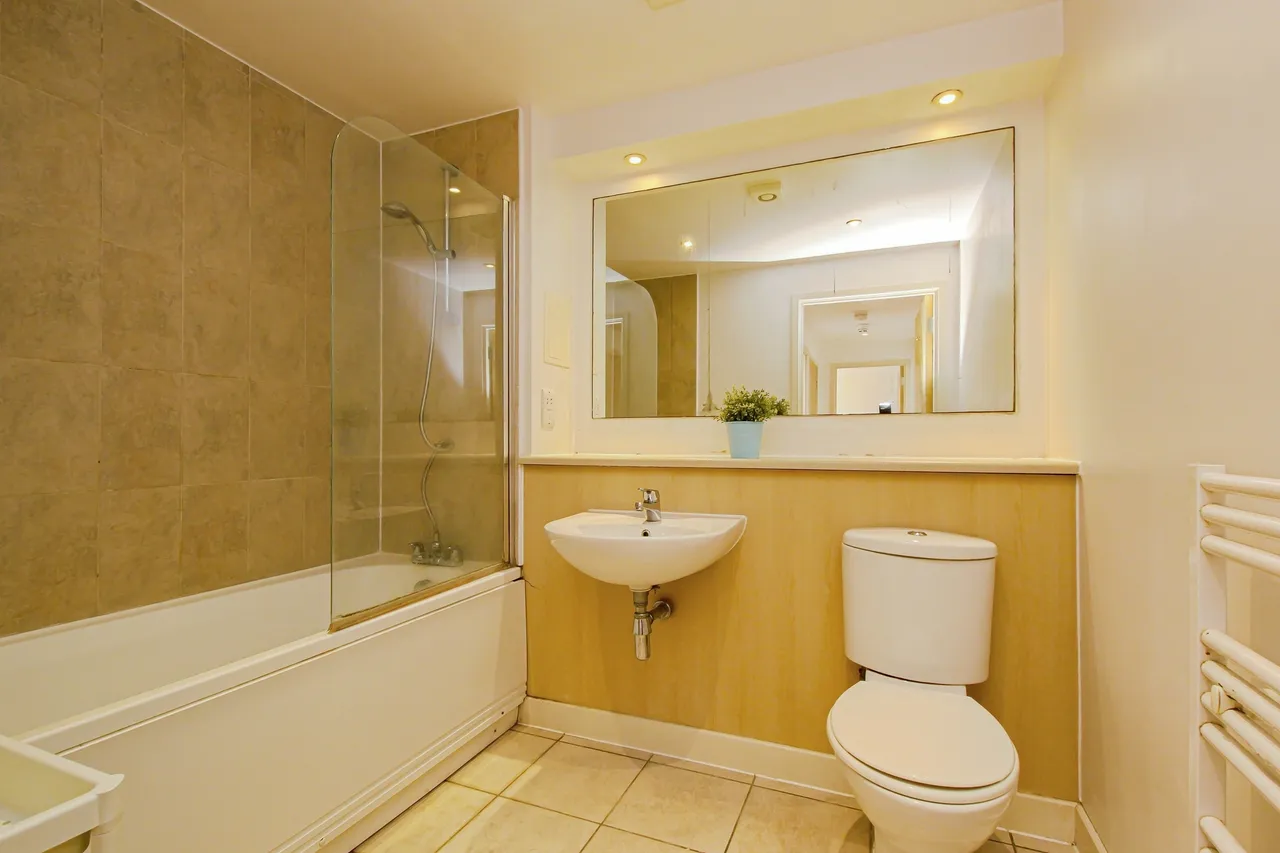 248 Tredegar Road, London, photo 9
