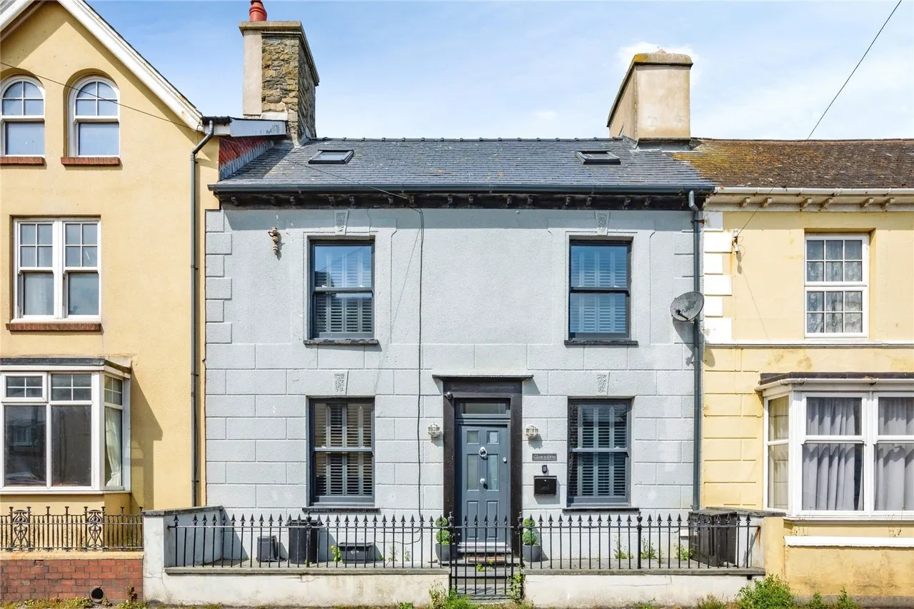 4 bed house for sale, High Street, Borth, SY24