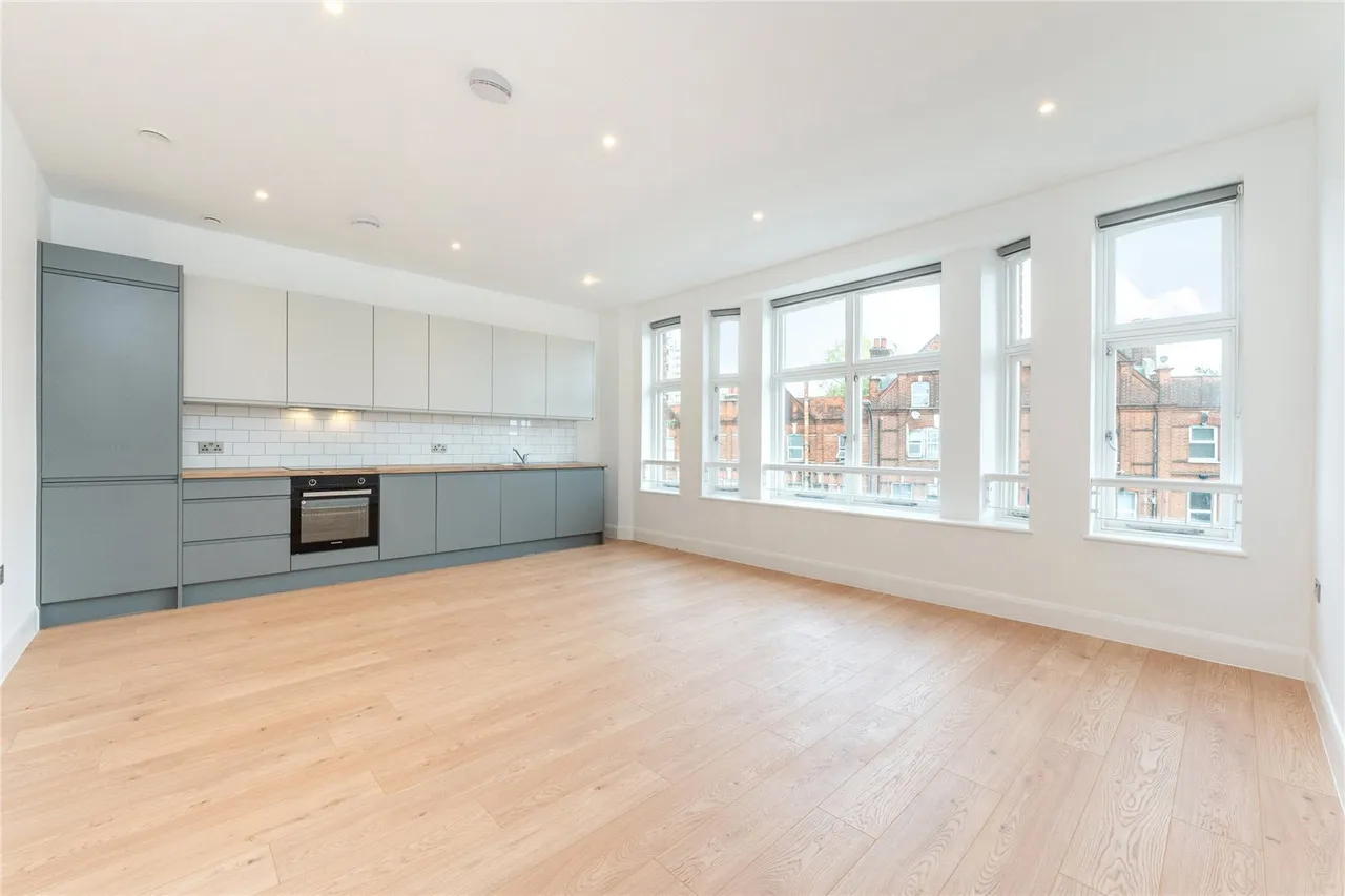 Lee High Road, London, SE13, photo 10