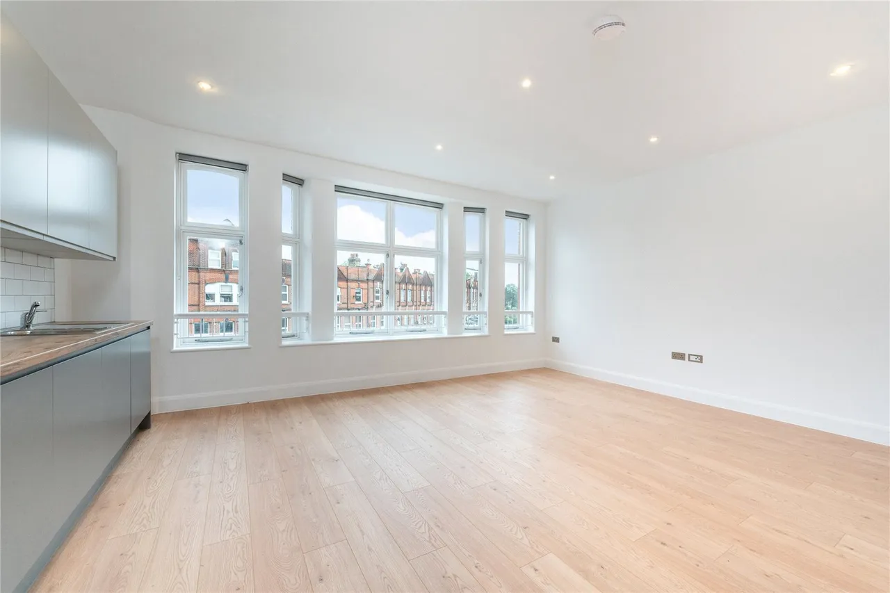 Lee High Road, London, SE13, photo 15