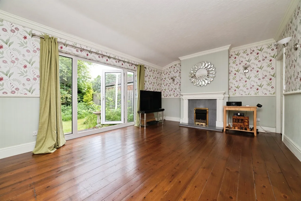 West End Road, COTTINGHAM, photo 3