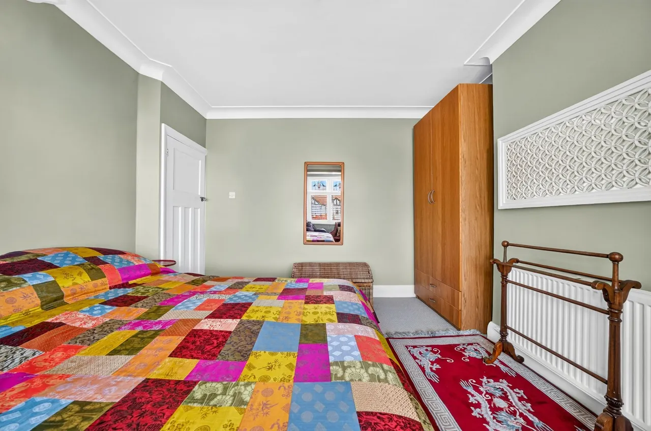 Broadmead Road, Woodford Green, IG8, photo 26
