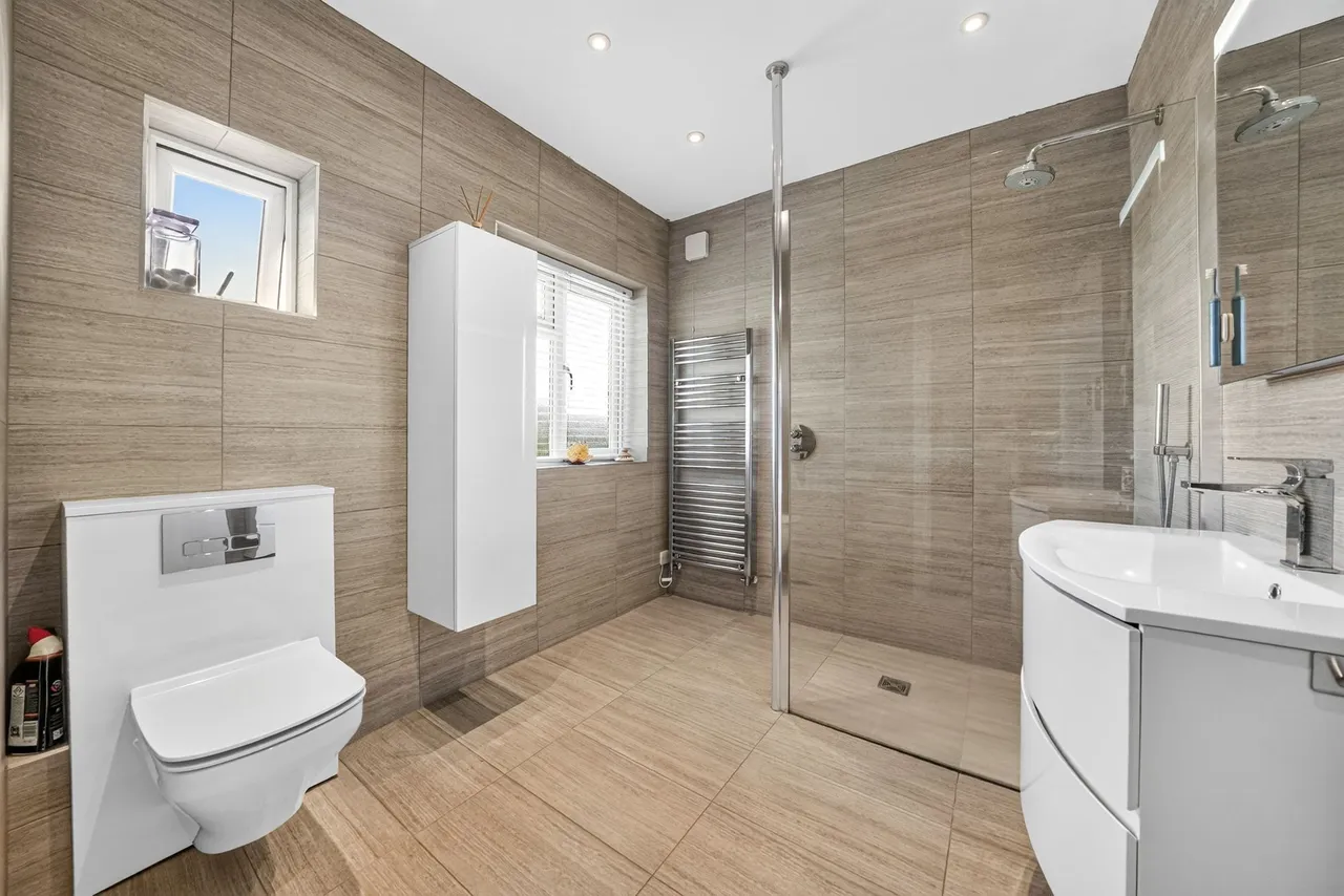 Broadmead Road, Woodford Green, IG8, photo 28