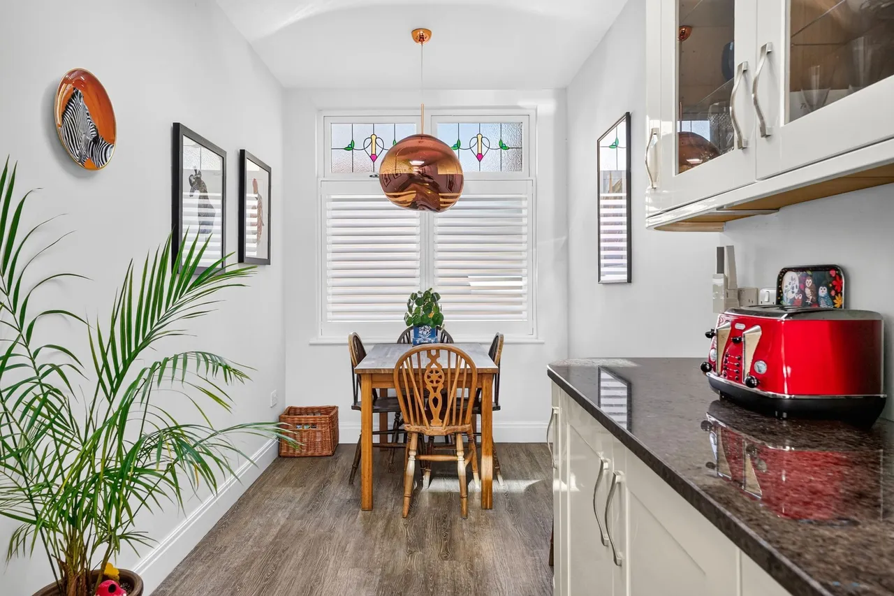 Broadmead Road, Woodford Green, IG8, photo 9