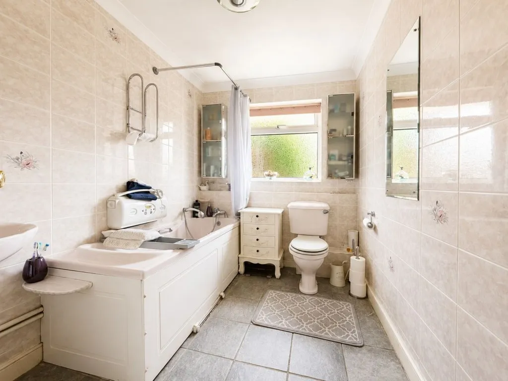 Cranleigh Close, Bexhill on Sea, photo 7