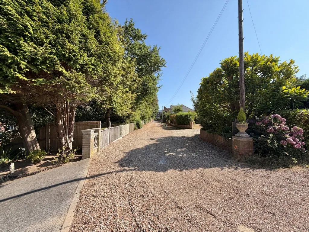 Cranleigh Close, Bexhill on Sea, photo 19