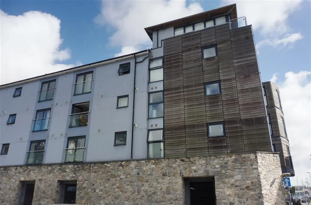 Century Quay, The Barbican, PL4, photo 17
