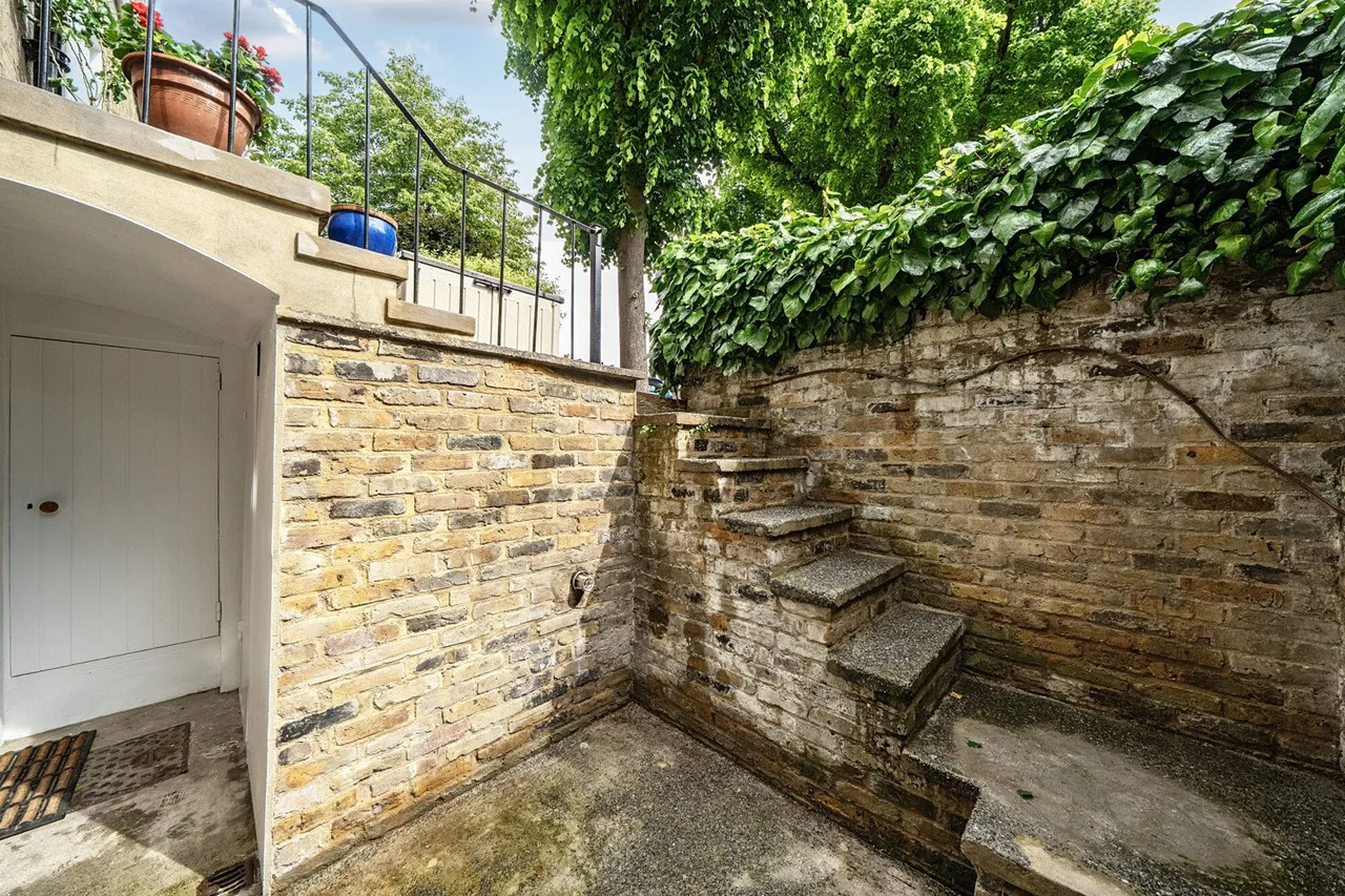 Eton Grove, SE13, photo 25