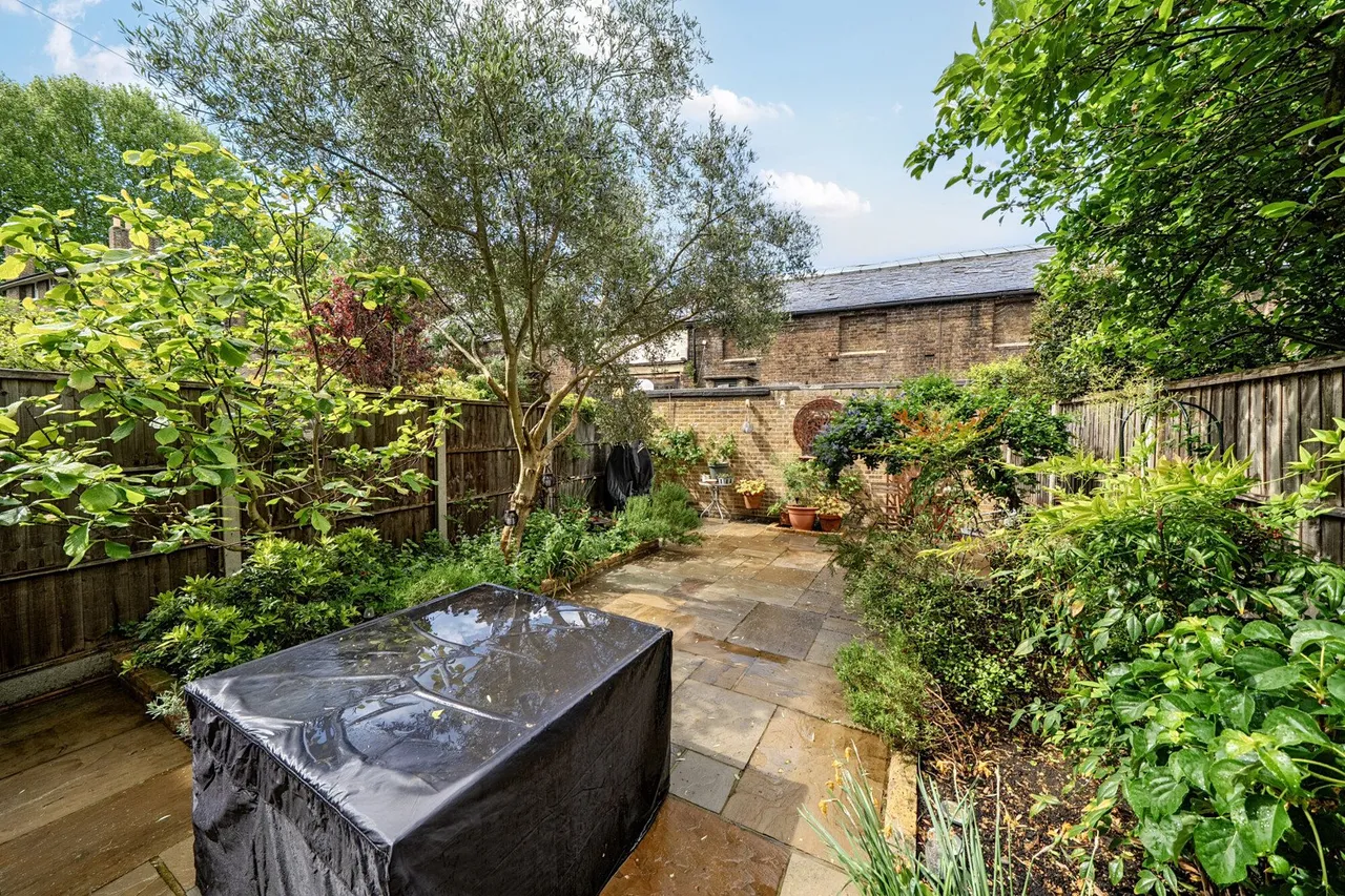 Eton Grove, SE13, photo 17