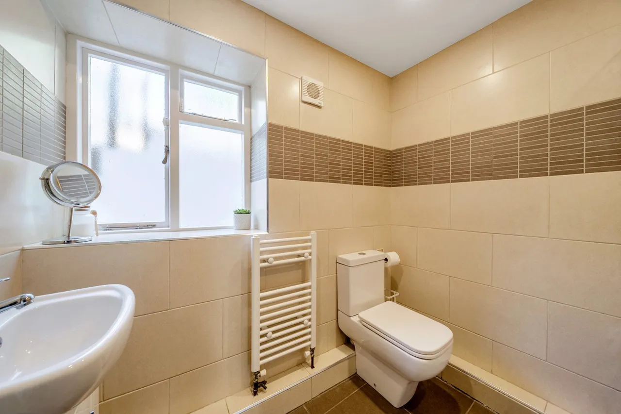 Eton Grove, SE13, photo 31