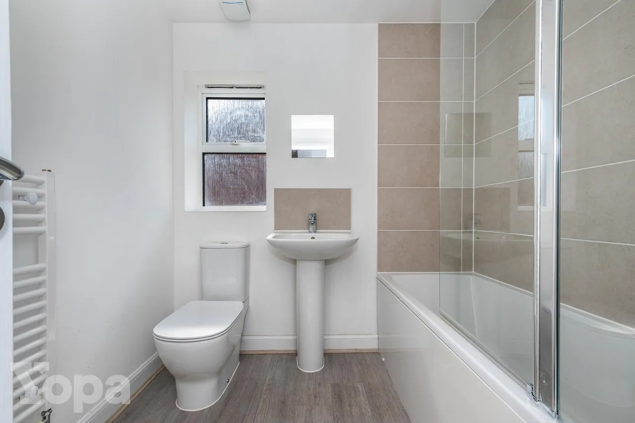 Freeman Close, Swanscombe, DA10, photo 13