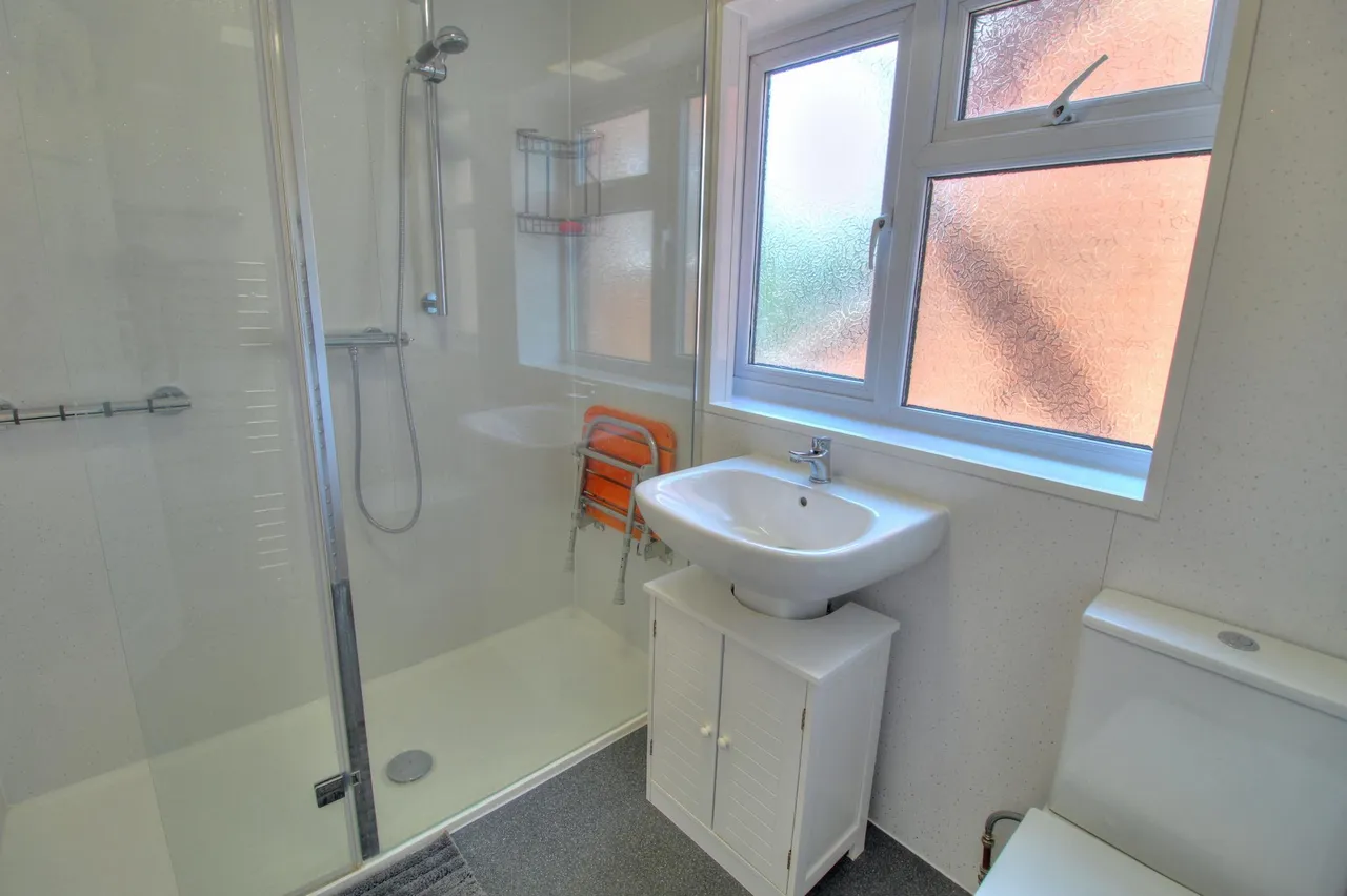 Birmingham Road, Kidderminster, DY10, photo 16