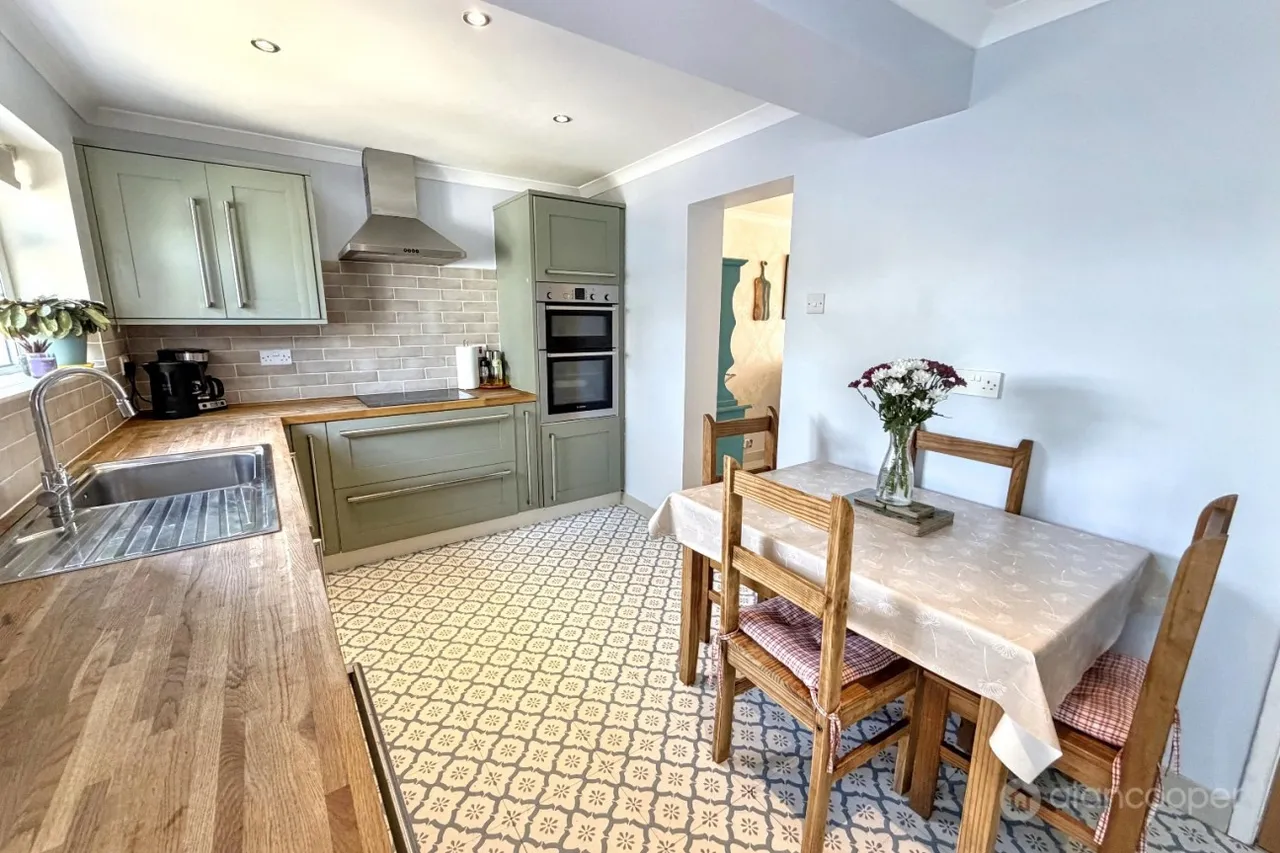 Woodcote Avenue, St Nicolas Park, CV11, photo 11