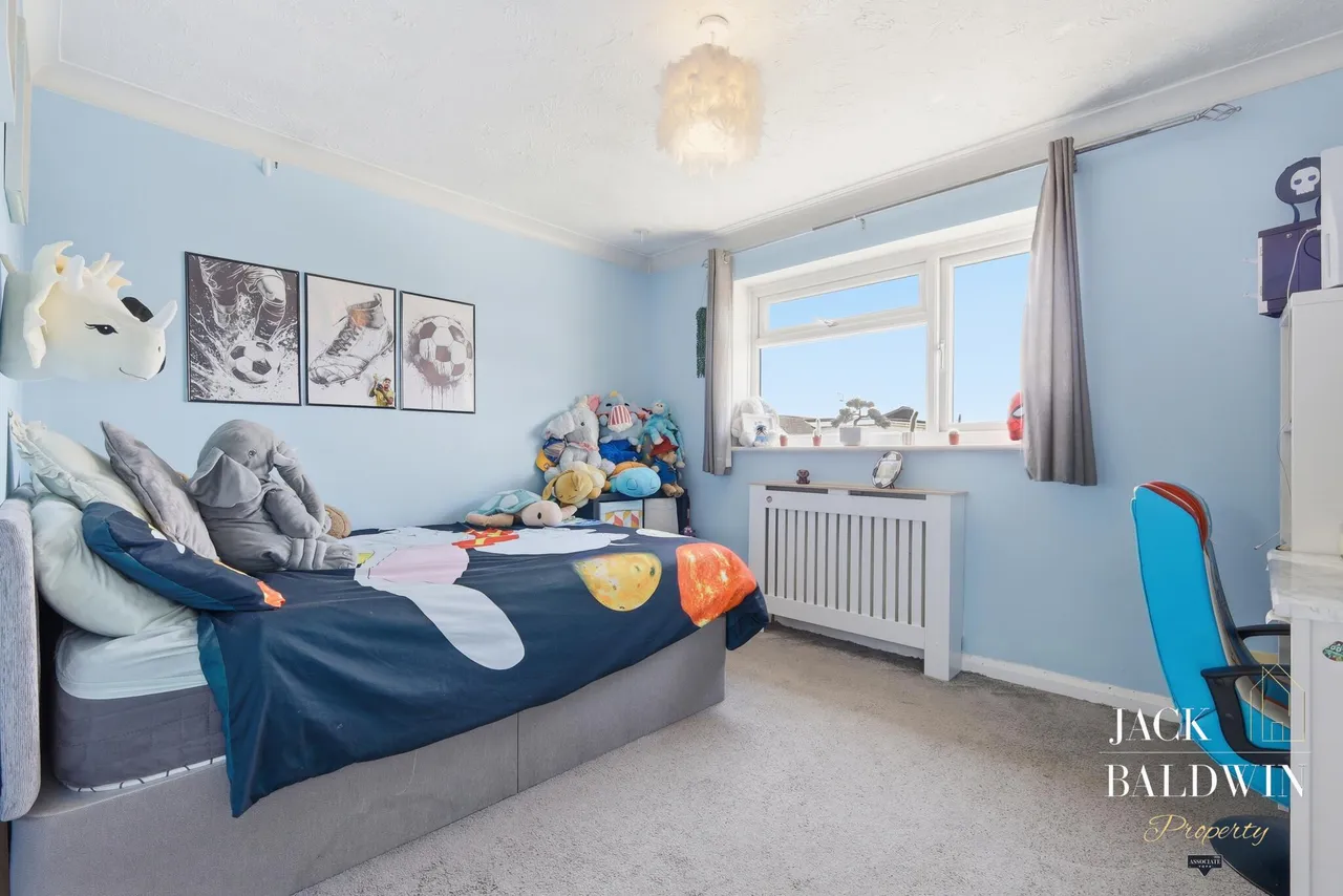 Furtherwick Road, Canvey Island, SS8, photo 13