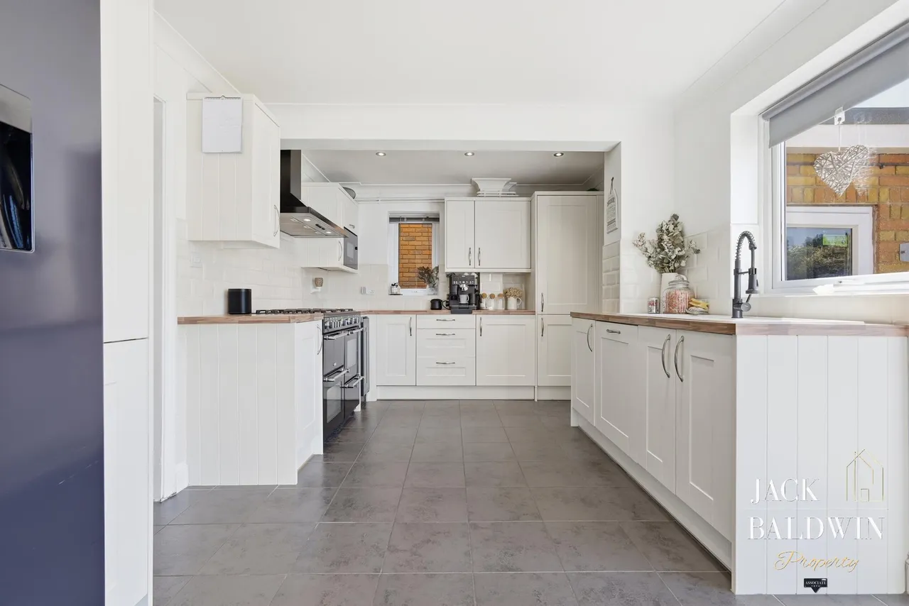 Furtherwick Road, Canvey Island, SS8, photo 8