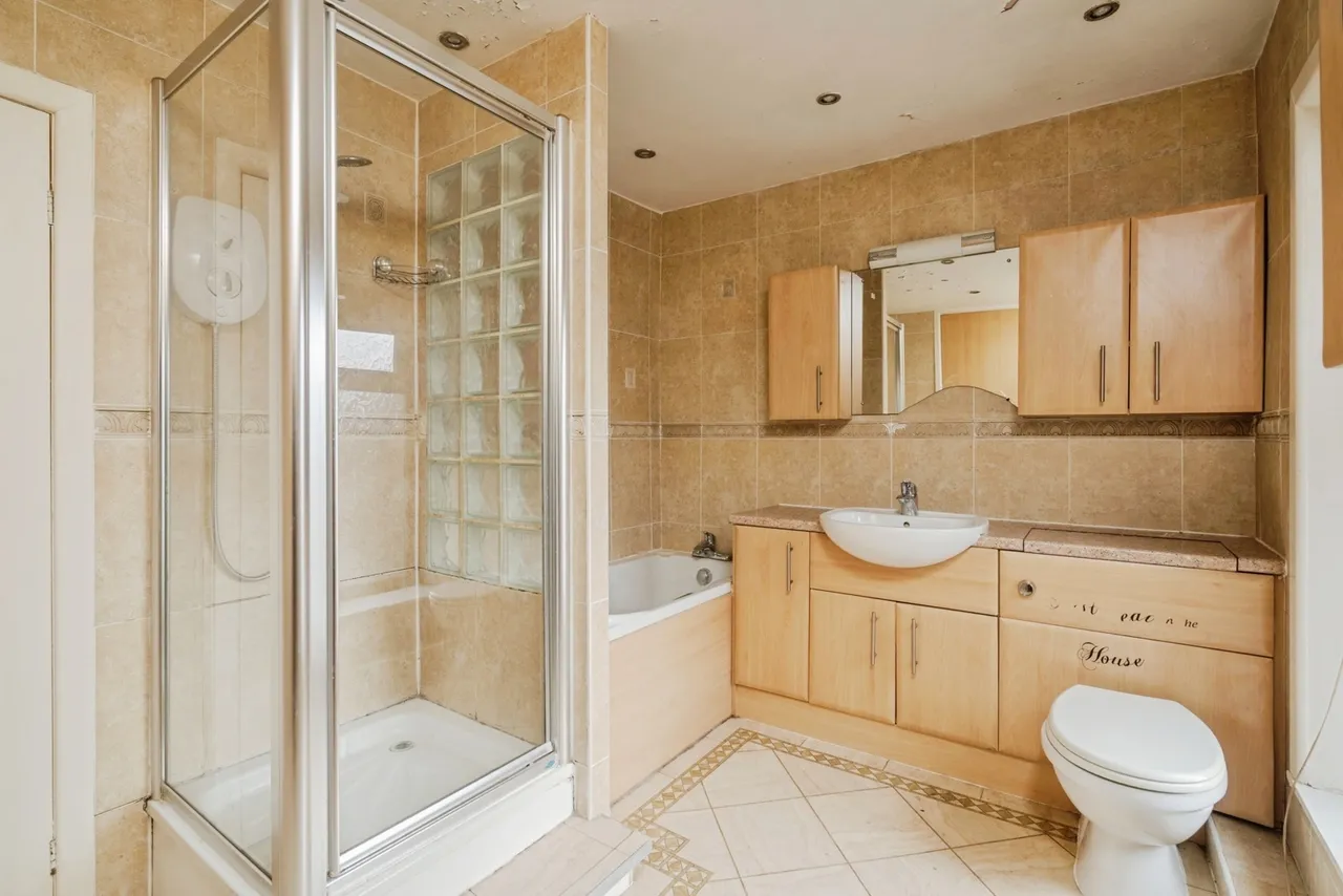 Halliwell Road, Bolton, BL1, photo 17