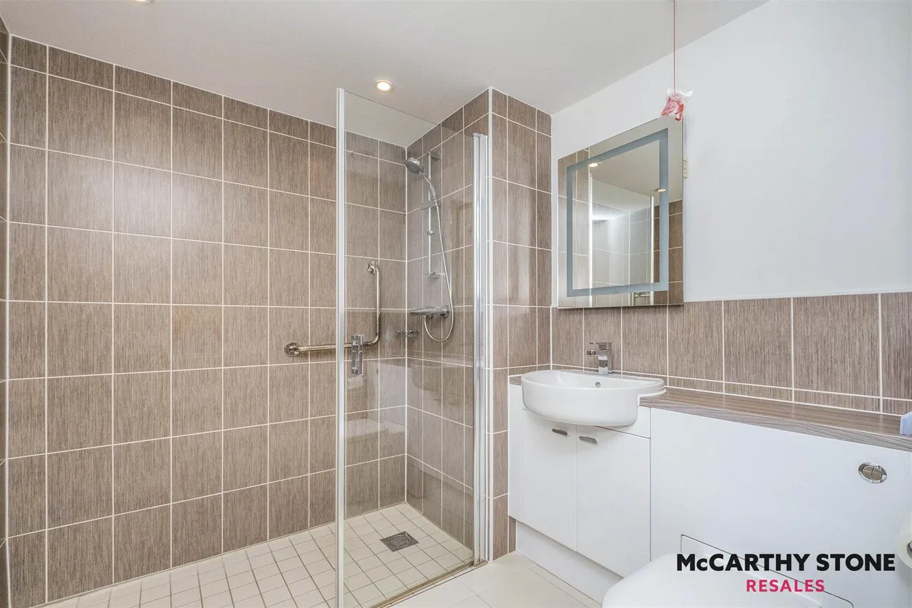 St. Margarets Way, Midhurst, GU29, photo 15