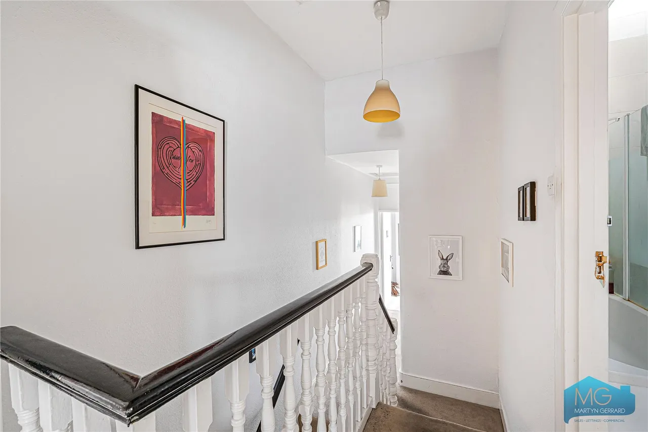 Ballards Lane, Finchley, N3, photo 12