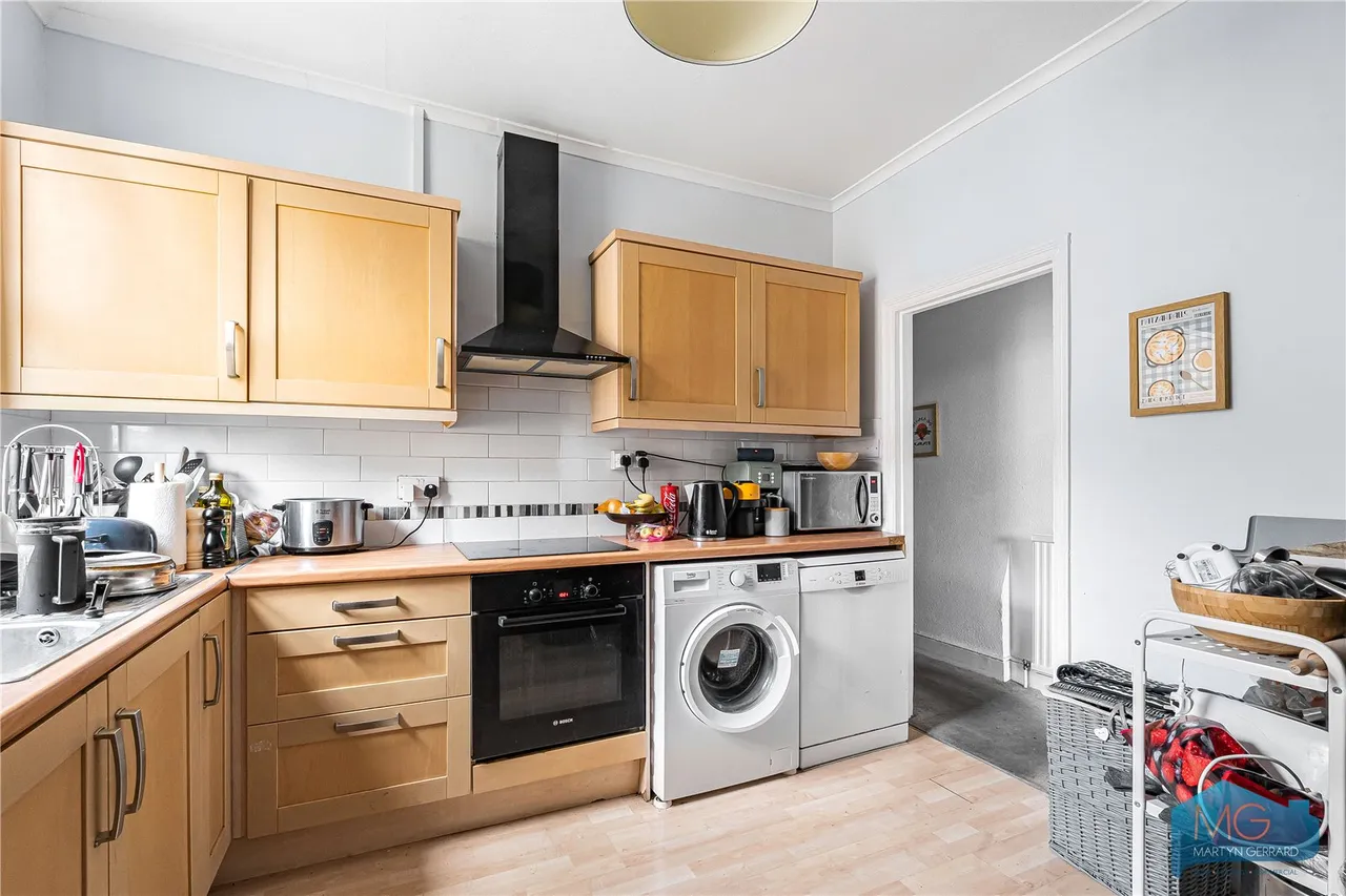 Ballards Lane, Finchley, N3, photo 6