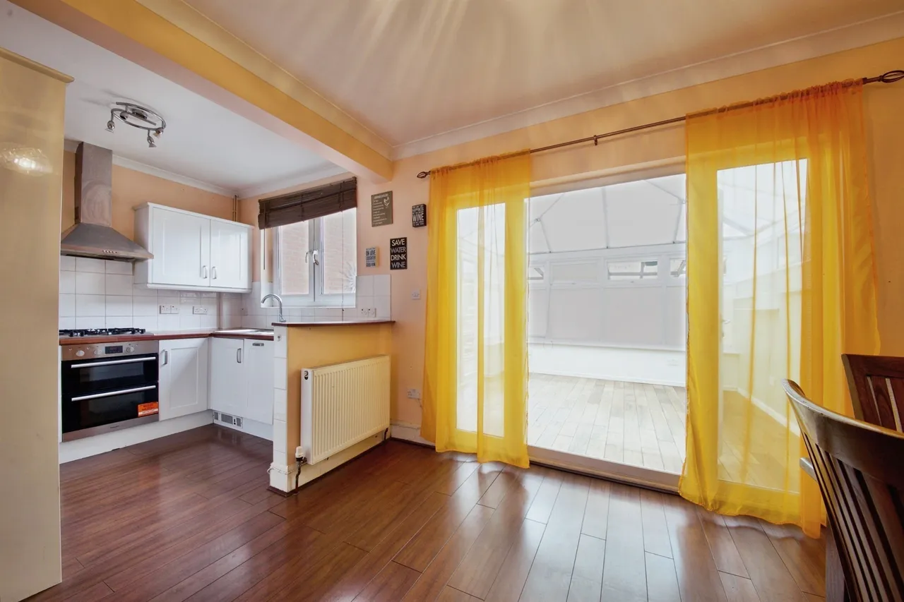 Woodbridge Road, Barking, photo 7