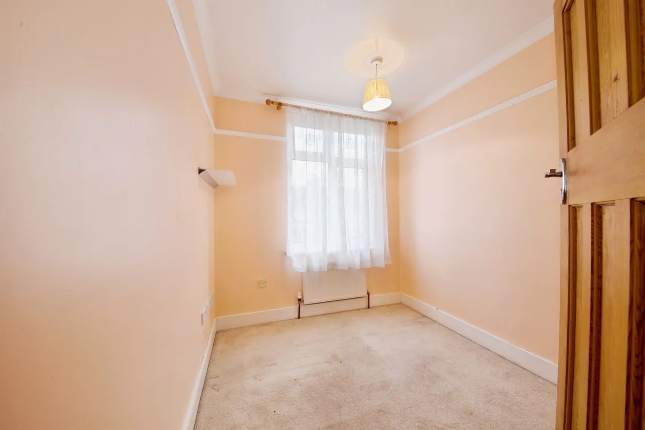 Woodbridge Road, Barking, photo 11