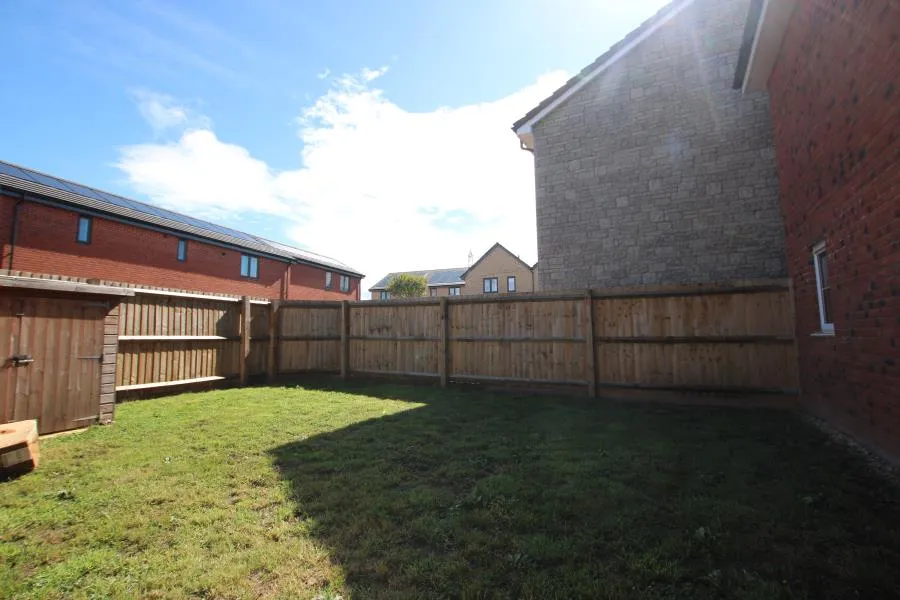 Shrub Leaze, Stoke Gifford, BS34, photo 11