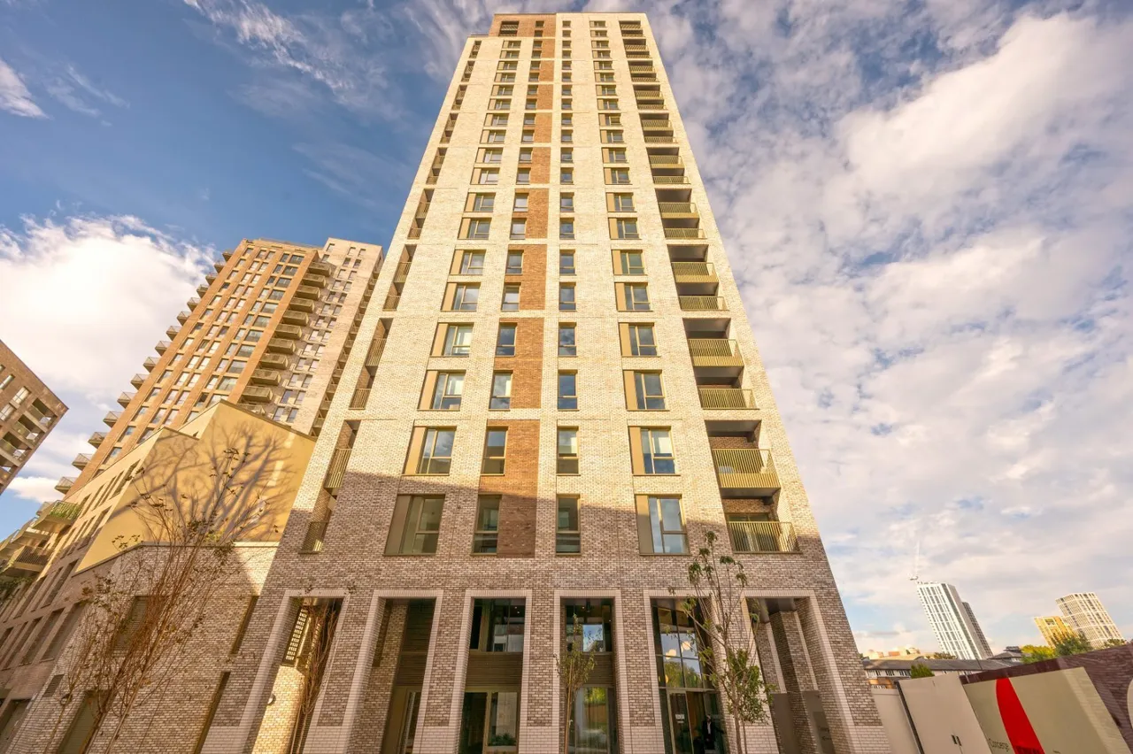 Everdene Path, London, W3, photo 22
