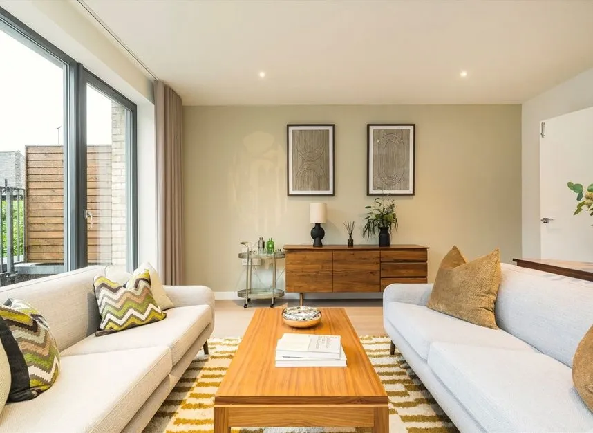 Helena Close, Cambium, SW19, photo 2