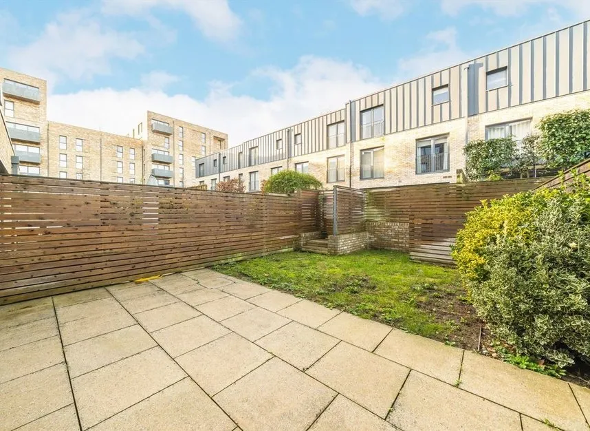 Helena Close, Cambium, SW19, photo 5