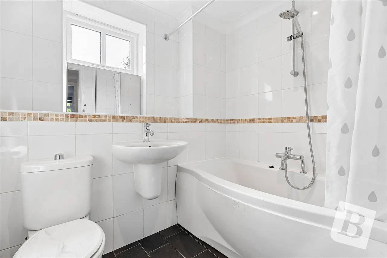 Northampton Grove, Langdon Hills, Basildon, Essex, SS16, photo 5