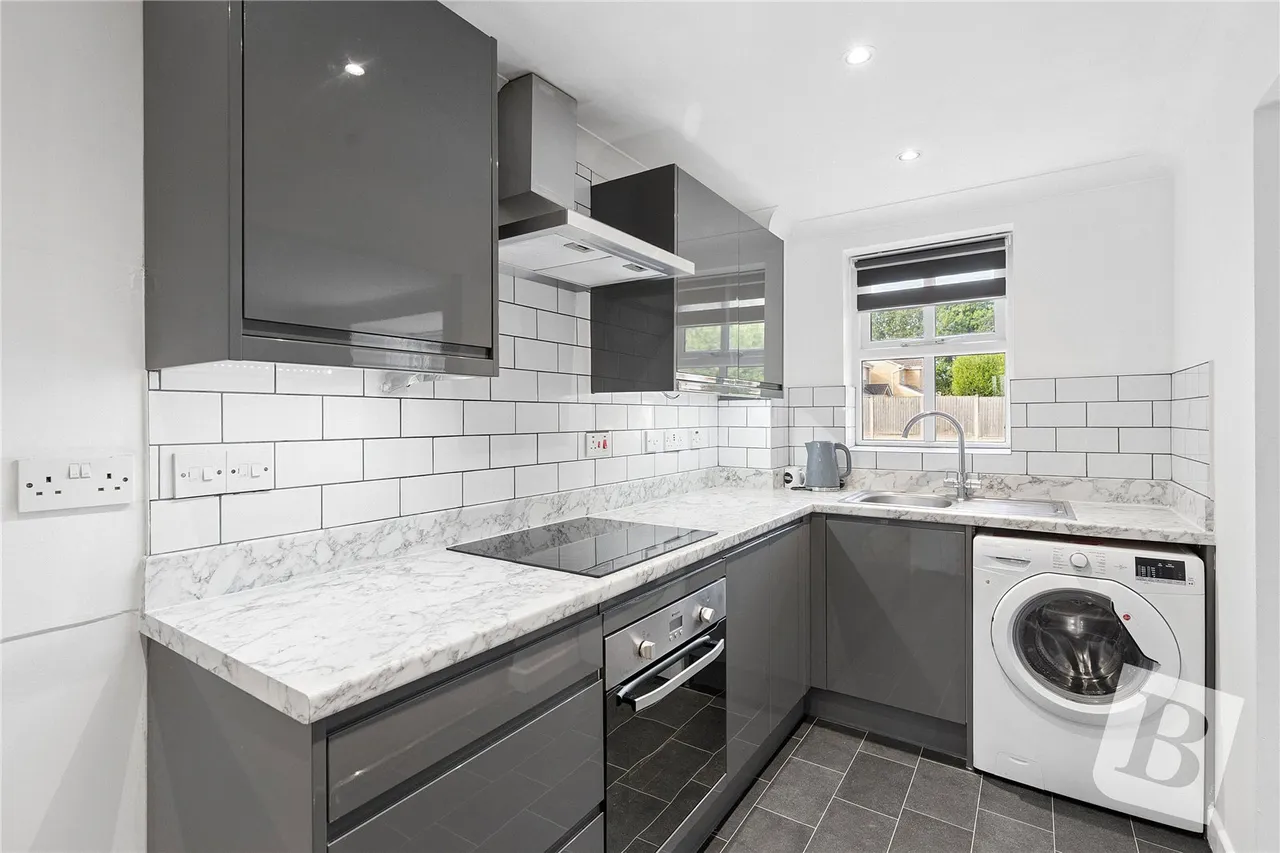 Northampton Grove, Langdon Hills, Basildon, Essex, SS16, photo 2