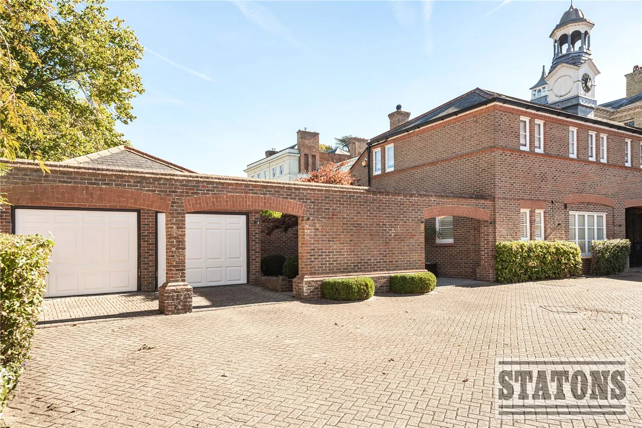 3 bed house for sale, Northaw Place, Northaw, EN6