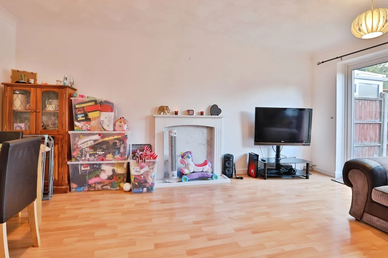 Bovington Close, Canford Heath, BH17, photo 7