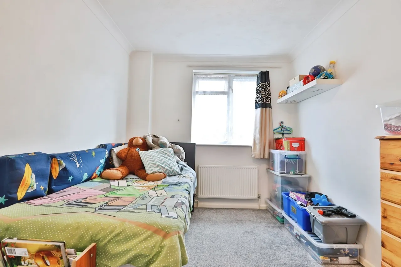 Bovington Close, Canford Heath, BH17, photo 12