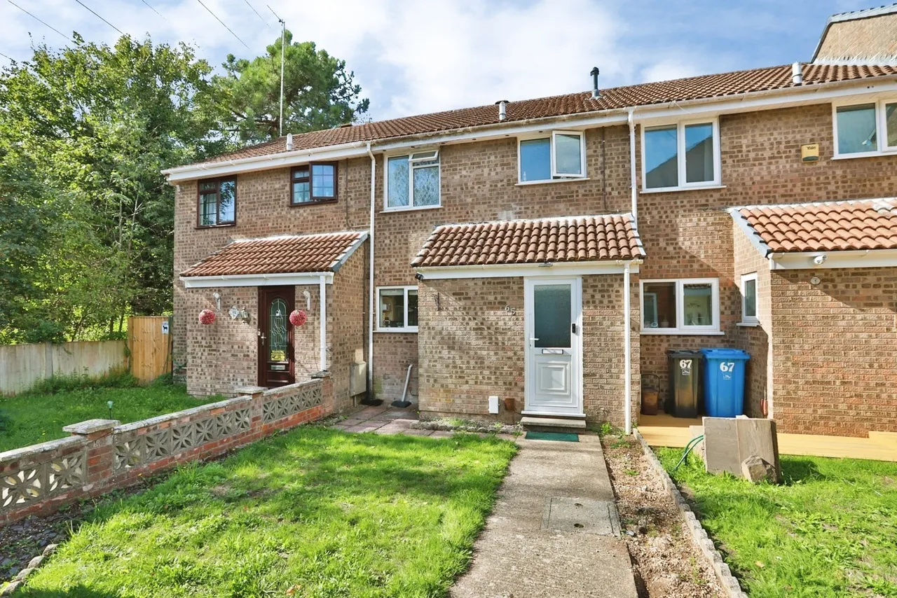3 bed house for sale, Bovington Close, Canford Heath, BH17