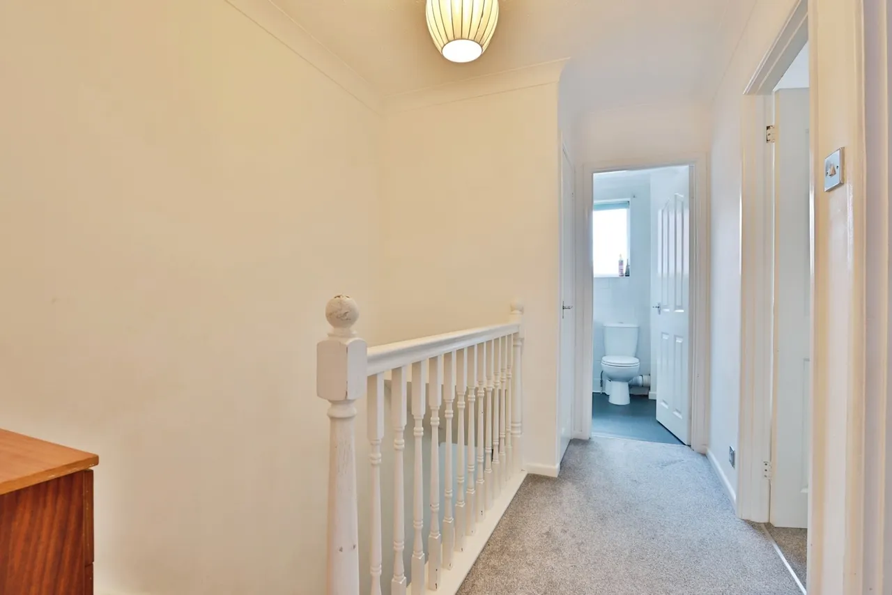 Bovington Close, Canford Heath, BH17, photo 9
