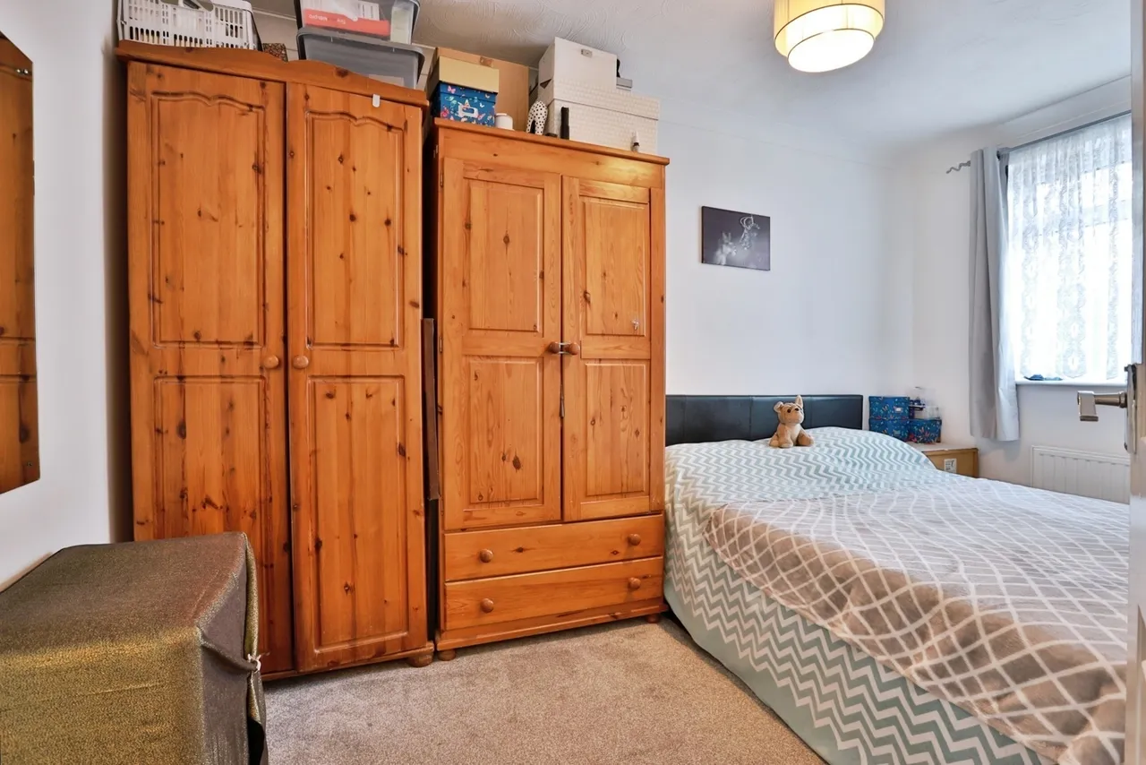 Bovington Close, Canford Heath, BH17, photo 11