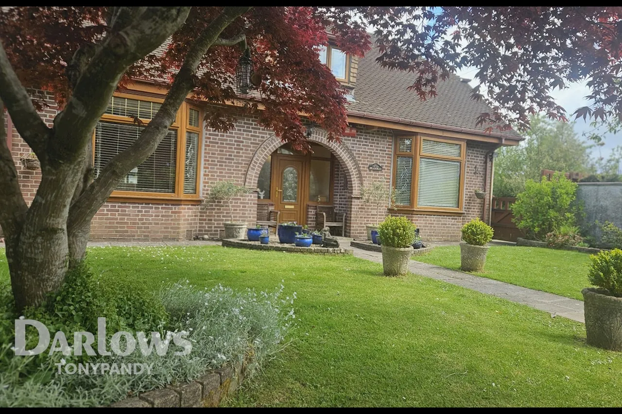 Penrhiwfer Road, Tonypandy, CF40, photo 39