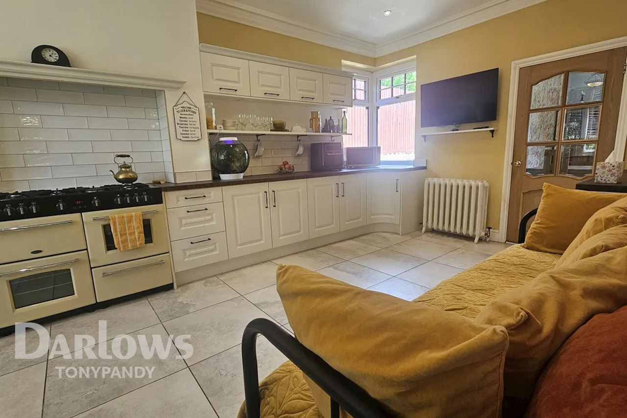 Penrhiwfer Road, Tonypandy, CF40, photo 7