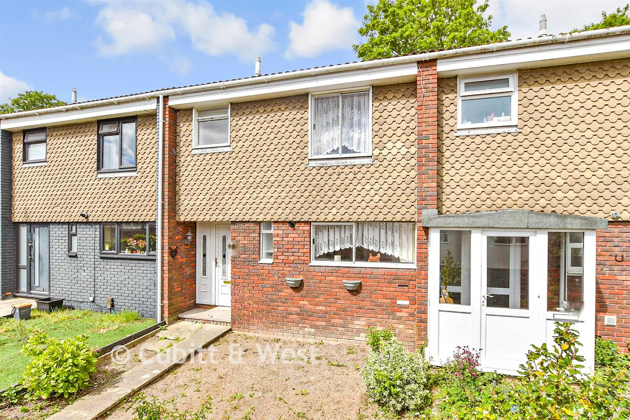 3 bed house for sale, Patchdean, Patcham, BN1