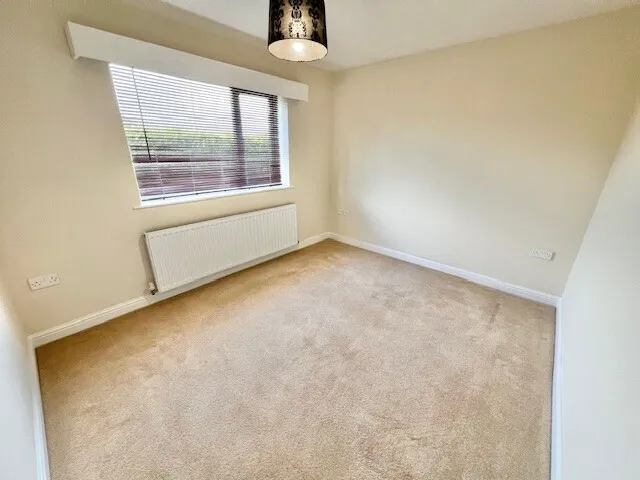 North View Road, Bradford, BD4, photo 8