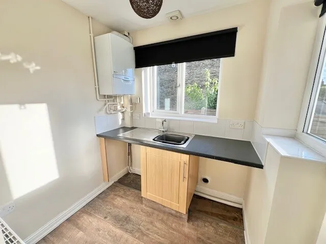 North View Road, Bradford, BD4, photo 5