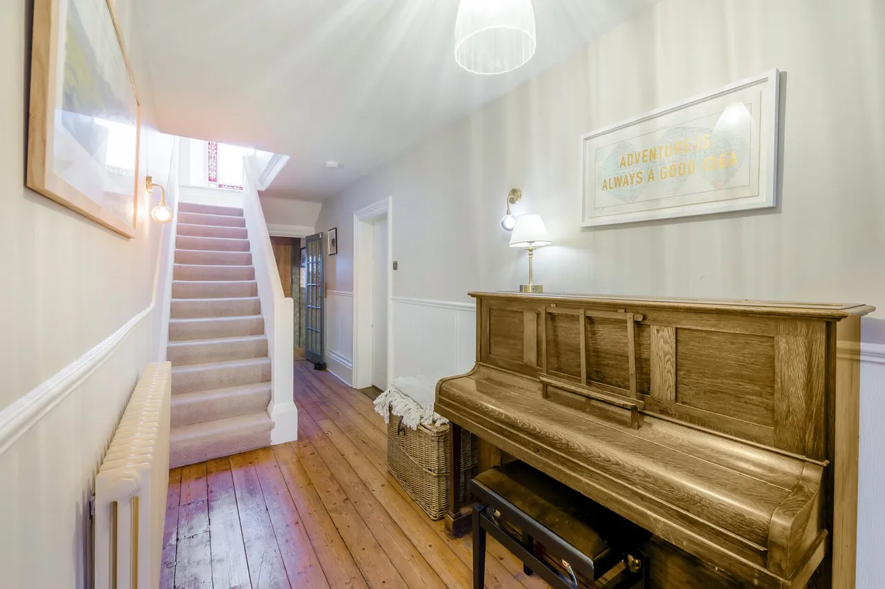 Off Thirstin Road, Honley, HD9, photo 24