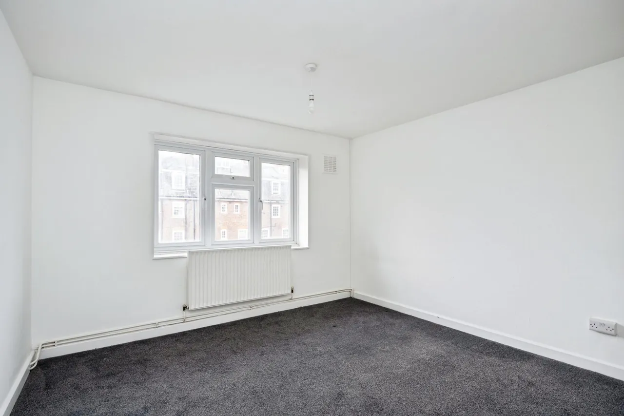 Frampton Park Road, London, E9, photo 16